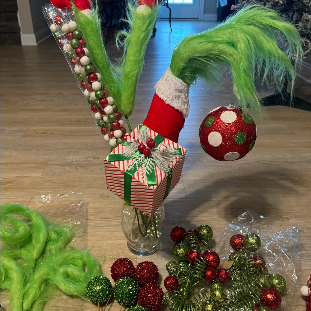Christmas Holiday Decor in Green and Red